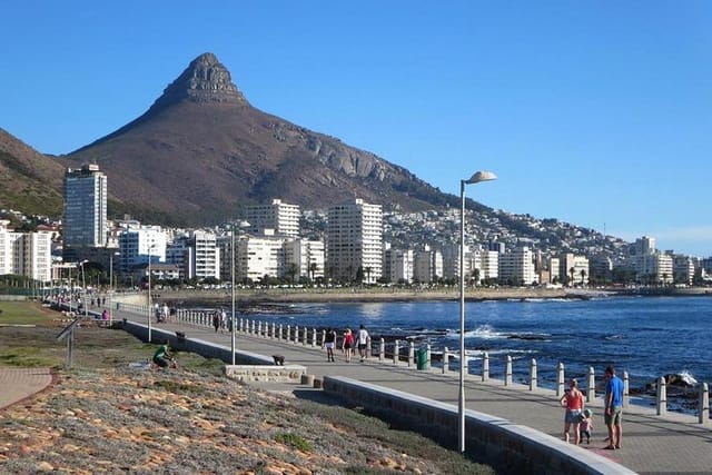 Sea Point Promenade - photo by David Stanley